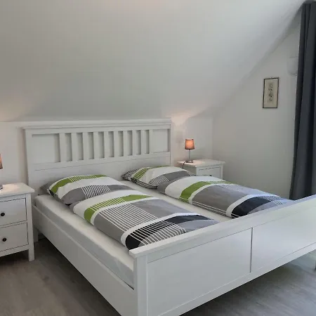 Ebbe Und Flut - Niedrigenergiehaus Elpersbüttel